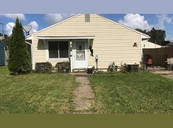 Roomgo US - Mishawaka room for rent I have dogs AVAILABLE END OF FEB OR SOONER, South Bend - $650 pm