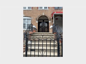 Roomgo US - Prospect Leffets Gardens Townhouse Roomshare, Prospect Lefferts Gardens - $1,250 pm