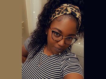 Roomgo US - Melanie  - 40 - Phoenix