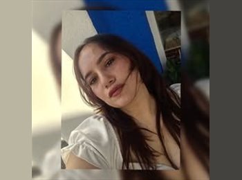 Roomgo US - Merve - 26 - Downtown