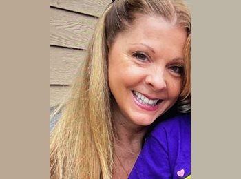 Roomgo US - Shelly - 64 - Midland