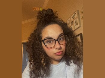 Roomgo US - Sabrina - 37 - Los Angeles