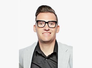 Roomgo US - Justin - 45 - North Hills