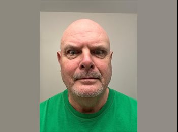 Roomgo US - Mark john - 52 - United States