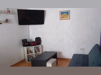 Roomgo AR - Habitación Disponible para Mujer en Almagro, Buenos Aires - AR$ 450.000 pm
