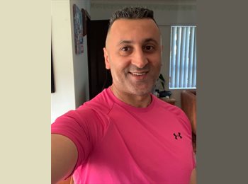 Roomgo AU - Mj - 42 - Brisbane