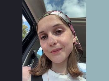 Roomgo AU - Flora - 26 - Brisbane