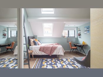 Appartager BE - Chatelain: room with private bath, Saint Gilles Sint Gillis - 1.175 € pm