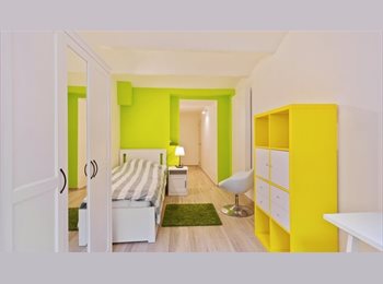 Appartager BE - Bright 22m2 room, private bathroom, Flagey Ixelles, Ixelles-Elsene - 585 € pm