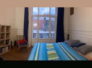 Appartager BE - BIG LIGHTY ROOM WITH BALCONY - GRANDE CHAMBRE AVEC BALCON disponible à Madou NEXT EU à coté de l'UE, Bruxelles - 800 € pm