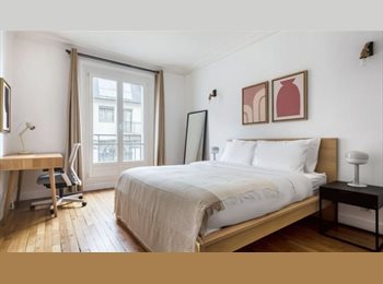 Appartager BE -  Colocation chaleureuse : chambre sous les toits disponible à Ambiorix, Etterbeek - 650 € pm