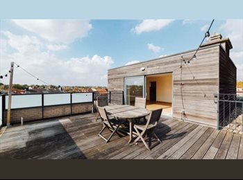 Appartager BE - Chambre dans coloc de 4, duplexe rooftop avec ascenseur privatif, Wezembeek-Oppem - 675 € pm