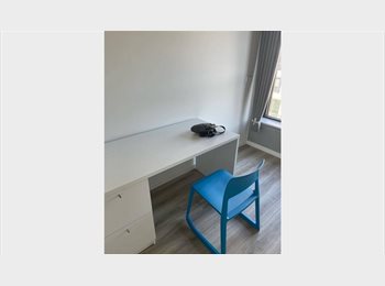 Appartager BE - *URGENT* reprise de studio étudiant pour le 01 mars, Namur - 638 € pm