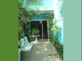 Roomgo BR - Quartos Suíte R$1000  (05/10 Minutos)- ROCK in RIO/Globo/Record, Vargem Pequena - R$ 1.000 Por mês