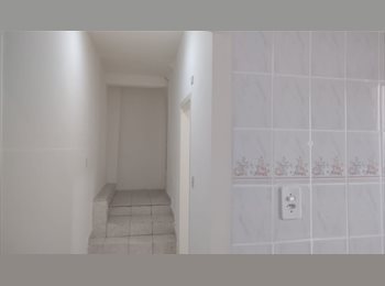 Roomgo BR - Alugo um quarto com cozinha e banheiro em uma ótima localização a 5 minutos do metrô Sacomã, Ipiranga - R$ 1.100 Por mês