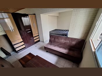 Roomgo BR - CASAL 3 AMBIENTES PREPARADO!, Belo Horizonte - R$ 990 Por mês