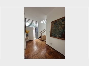 Roomgo BR - CAMPO BELO - VEREADOR JOSE DINIZ - EXCELENTE QUARTO, Campo Belo - R$ 1.675 Por mês