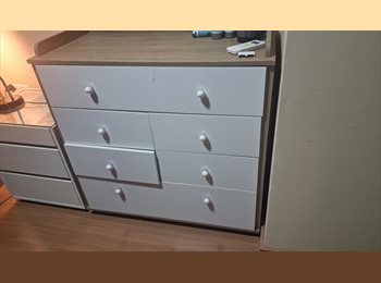 Roomgo BR - Alugo quarto Capão da Imbuia, Curitiba - R$ 1.500 Por mês