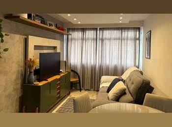 Roomgo BR - Quarto individual | Metrô Fradique, Pinheiros - R$ 2.400 Por mês