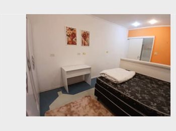 Roomgo BR - Suíte individual, com mini cozinha, casa metrô Ana Rosa. Para meninas ou lgbts ‍♀️️‍., Vila Mariana - R$ 1.650 Por mês