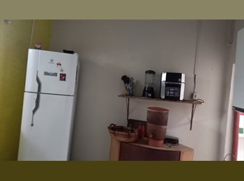 Roomgo BR - Alugp quarto para Casal  no Carnaval, Florianópolis - R$ 250 Por mês