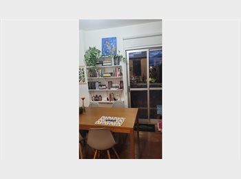 Roomgo BR - Divido apartamento no bairro Serra, Belo Horizonte - R$ 1.900 Por mês