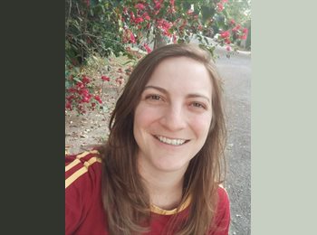 Roomgo BR - Julia - 36 - Jardim Paulista