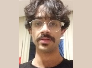 Roomgo BR - Artur de Oliveira Teles - 19 - Estácio