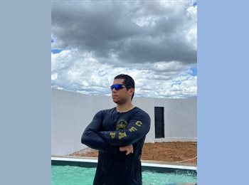 Roomgo BR - Anderson - 28 - Curitiba