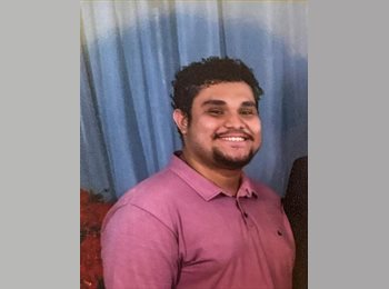 Roomgo BR - Mauro  - 22 - Curitiba