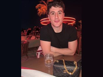 Roomgo BR - Arthur - 30 - Copacabana