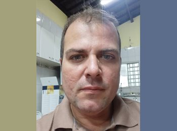 Roomgo BR - André  - 40 - Lapa