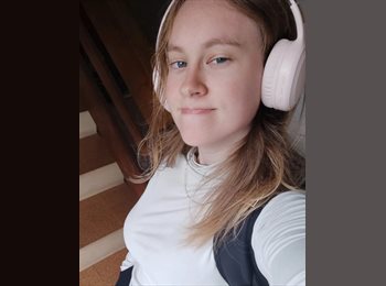 Roomgo BR - Ana - 19 - Porto Alegre