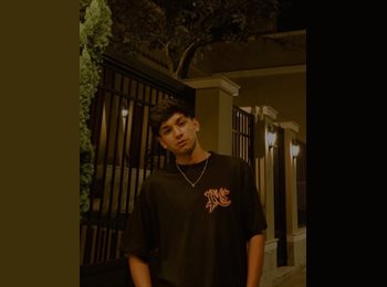 Roomgo BR - João Pedro  - 19 - Florianópolis