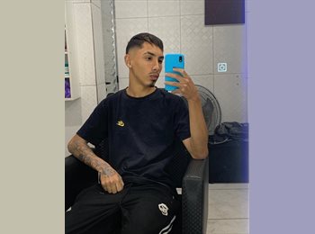 Roomgo BR - Leandro  - 21 - Curitiba