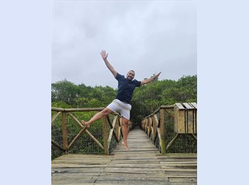 Roomgo BR - Gustavo  - 23 - São Caetano do Sul