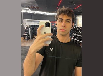 Roomgo BR - Henrique  - 21 - Goiânia