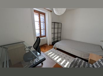 Roomgo CH - Chambre /centre ville, tranquille, à 5mn du métro, Lausanne - 1 050 CHF / Mois