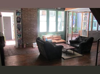 CompartoDepto CL - Piezas grandes en el Barrio Universitario con y sin amoblar, Santiago - CH$200.000 por mes