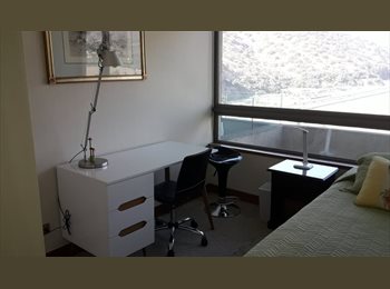 CompartoDepto CL - Arriendo Habitacion amoblada a señorita  Estudiante o mujer profesional, Vitacura - CH$500.000 por mes