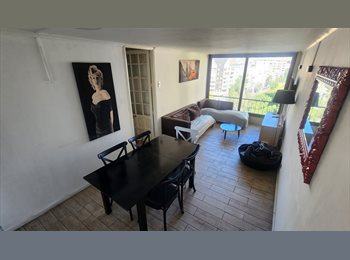 CompartoDepto CL - Pieza, frente a la FEN y supermercado, Santiago Centro - CH$320.000 por mes