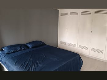 CompartoApto CO - Habitacion Altos de Riomar, Barranquilla - COP$ 700.000 por mes