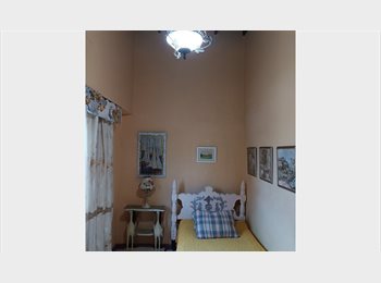 CompartoApto CO - Habitacion Amoblada Caballero, Medellín - COP$ 800.000 por mes