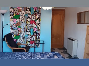 Roomgo ES - Ático: Hab de 16 m2 por 270 € (+60€ gastos) a partir 1  mar, Latina - 270 € por mes