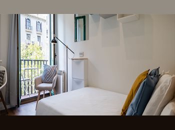 Roomgo ES - (RH26-R3)Hermosa habitacion doble en Pl. Catalunya, Barcelona - 1.050 € por mes