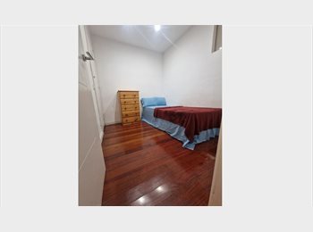Roomgo ES - Alquiler de habitación, Gràcia - 550 € por mes