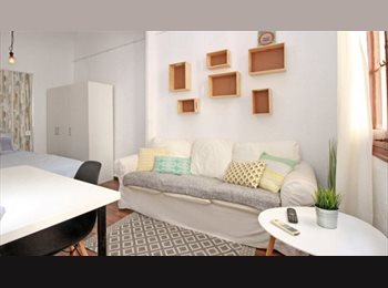 Roomgo ES - Habitación doble en Riera de Sant Miquel - ARH10-R3, Gràcia - 940 € por mes