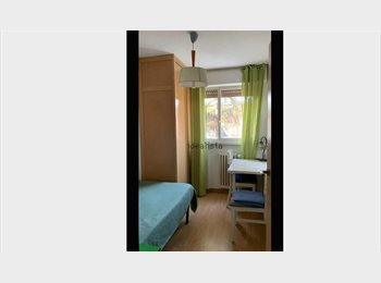 Roomgo ES - Habitación en Moratalaz, Retiro - 425 € por mes