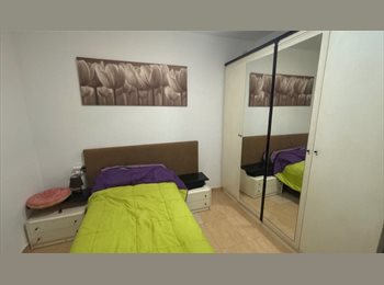 Roomgo ES - Compañera de piso, Terassa - 400 € por mes