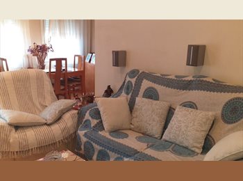 Roomgo ES - ¡HABITACIÓN INDIVIDUAL CHICA!, Sant Andreu - 500 € por mes